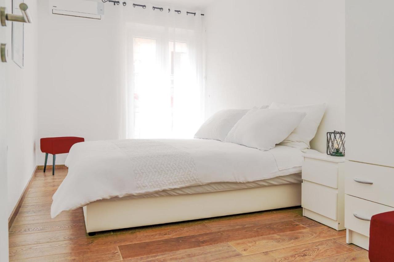 Family Apartment Vitlic Makarska Exterior foto